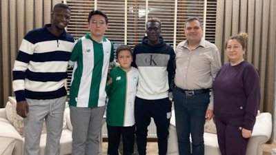 Alassane Ndao ve Hamidou Keyta oruçlarını Konyalı aileyle açtı