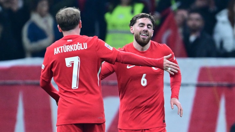 Orkun Kökçü ve Kerem Aktürkoğlu, Macaristan karşısında yıldızlaştı