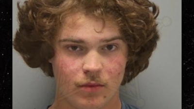 ABD'de plajda ırkçı saldırı: Kulağı koptu