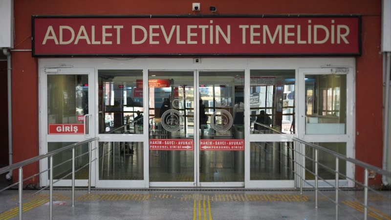 Kocaeli'de oğlu tarafından bıçaklanan anne konuştu