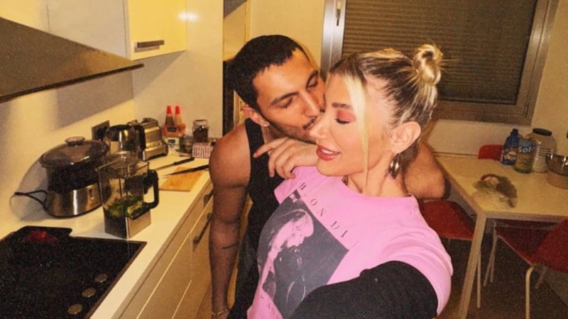 Şarkıcı İrem Derici 38 oldu! Hayranının doğum günü yazısına ağladı