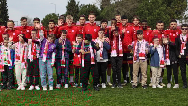 Samsunspor, down sendromlu çocukları ağırladı
