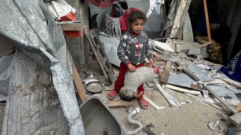 İsrail'in Gazze katliamında can kaybı 49 bin 747'ye çıktı