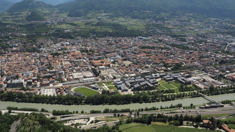 İtalya’nın kuzeyine taşınanlara 100 bin euro verilecek: Tek bir şart var