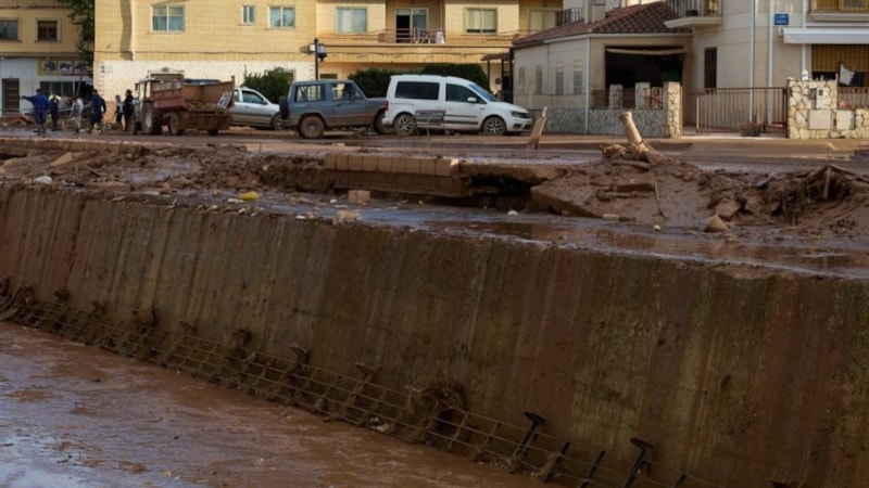 İspanya'da sel alarmı