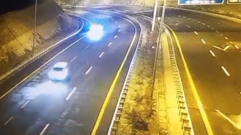 Şanlıurfa'da seyir halindeki araca ateş açan zanlılar yakalandı