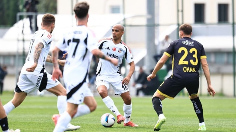 Beşiktaş, hazırlık maçında İstanbulspor'a mağlup oldu