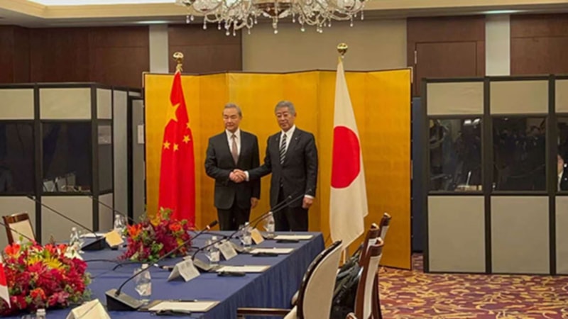Çin ve Japonya dışişleri bakanları Tokyo'da bir araya geldi