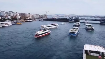 Haliç'te tekne sahiplerinden plaka protestosu