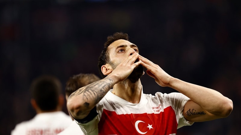 Hakan Çalhanoğlu, milli formayla 21. golünü attı