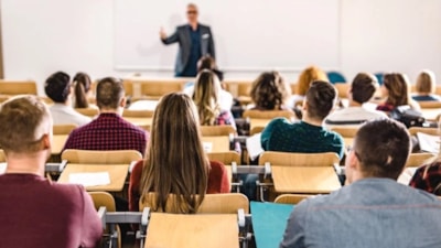 Binlerce öğrenciyi etkileyecek: İki bölüm tarihe karışıyor