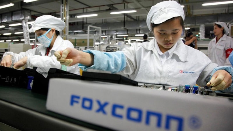 Foxconn'un hedefi: Yapay zekalı sunucular iPhone gelirlerini geride bırakacak