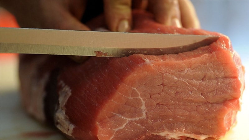 Adana'da kırmızı ette tek tırnaklı eti tespit edildi