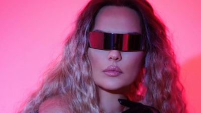 Demet Akalın'ın annesi talihsiz kaza yaşadı! Son halini paylaştı