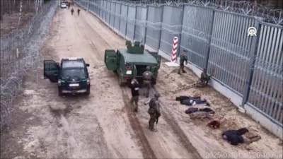 Polonya'da sınırında düzensiz göçmenler demir bariyerleri kesti