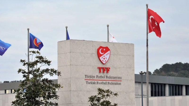 TFF yabancı hakem kararı için toplanıyor