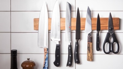 Bıçakları zeytinyağına batırın, bakın ne işe yarıyor...