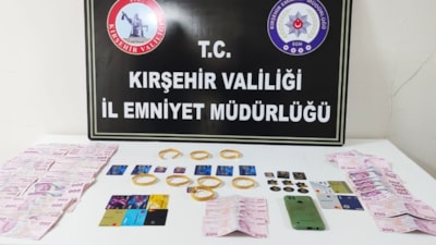 Kırşehir'de sahte altınla 700 bin TL'lik dolandırıcılığa 3 tutuklama