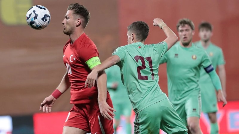 Semih Kılıçsoy gollerine devam ediyor