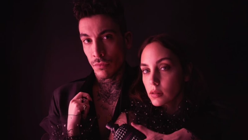 Oyuncu Öykü Karayel ve Can Bonomo'dan samimi açıklamalar geldi