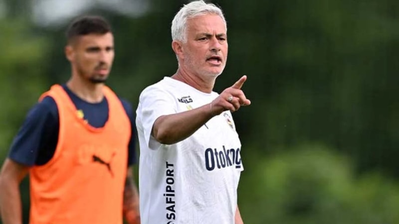 Jose Mourinho'dan Bodrumspor maçı öncesi oyunculara uyarı