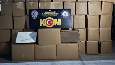 Adana’da 14 milyon TL değerinde doldurulmuş sigara ele geçirildi