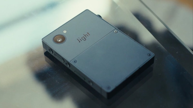 Dikkat dağıtan şeylerden uzak telefon: Light Phone 3