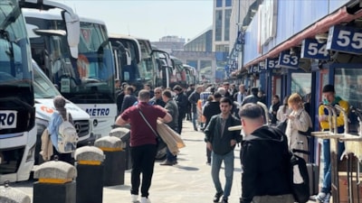 Otogarlarda Ramazan Bayramı yoğunluğu yaşanıyor