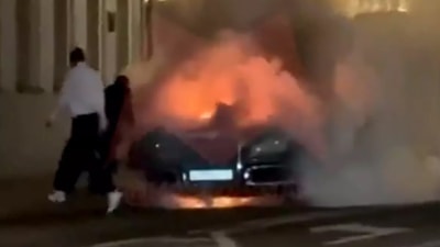 Rusya Devlet Başkanı Putin'in limuzininde patlama meydana geldi