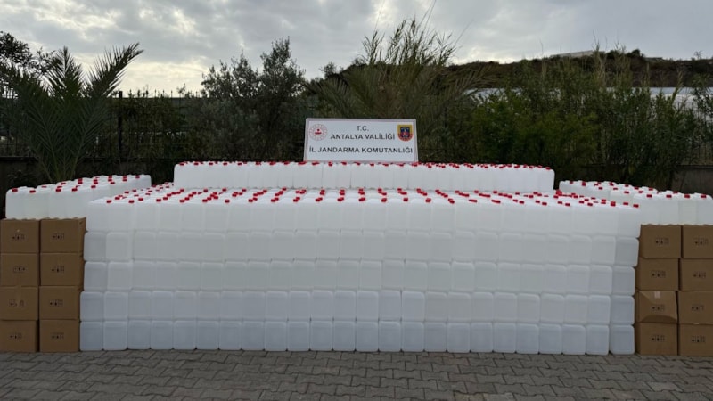 Antalya'da sahte alkol operasyonu