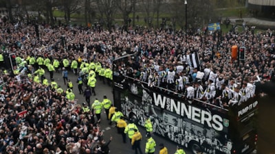 Newcastle United'dan coşkulu tören! 300 bin kişi katıldı