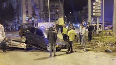 Isparta'da polisten kaçan sürücü kaza yaptı