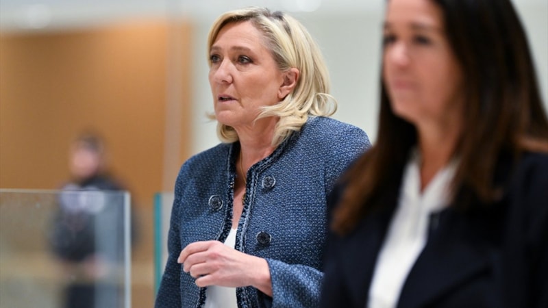Fransa'da cumhurbaşkanı adayı  Le Pen yolsuzluktan suçlu bulundu