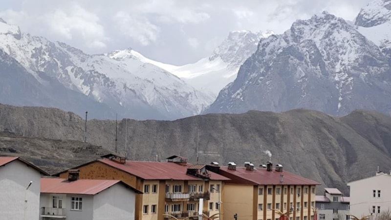 Hakkari'de mart karı sürprizi