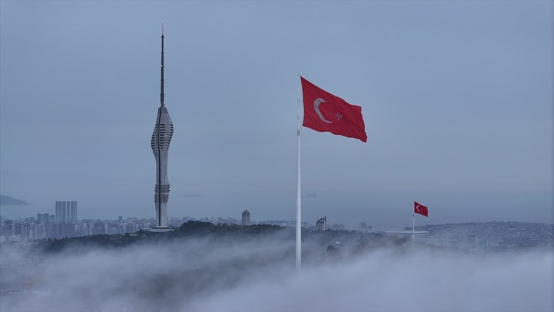 İstanbul'da sis etkili oluyor