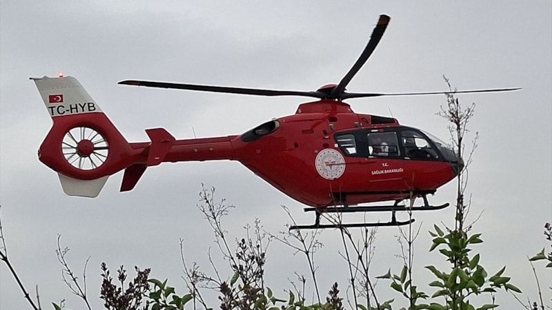 Ankara'da kalp krizi geçiren hastaya ambulans helikopter yetişti