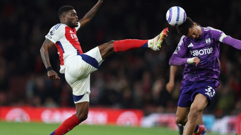 Arsenal, sahasında Fulham'ı yendi