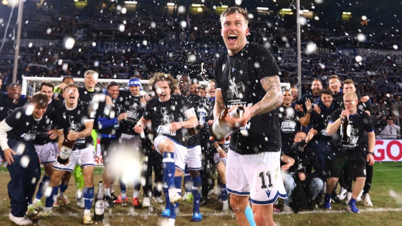 Bayer Leverkusen, 3. lik ekibi Arminia Bielefeld'e elendi