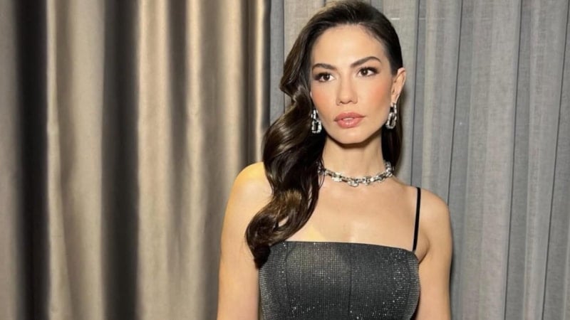 Oyuncu Demet Özdemir yeni sevgilisi Kadir Güneş'le poz verdi