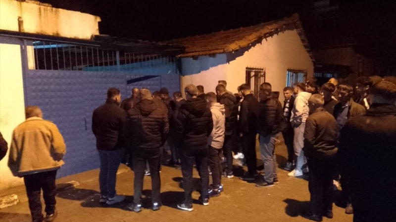 Manisa'da oğlunu av tüfeğiyle öldürdü