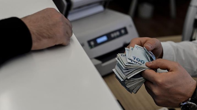 Emeklilere bayram ikramiyesi fark ödemeleri başlıyor