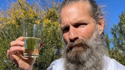 ABD'li modelin ilginç alışkanlığı: Kendi idrarını içiyor