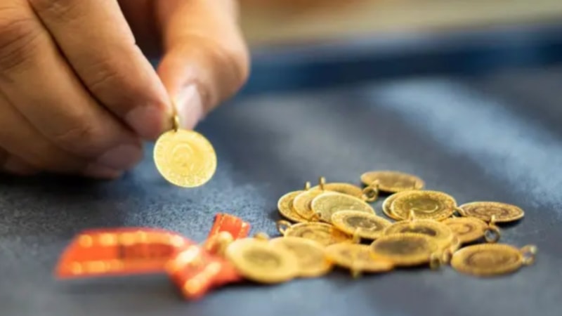 4 Nisan güncel altın fiyatları: Gram, çeyrek, yarım ve cumhuriyet altın fiyatı ne kadar?