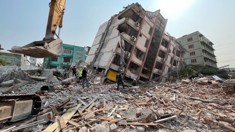 Myanmar'daki depremlerde can kaybı 3 bin 354'e yükseldi
