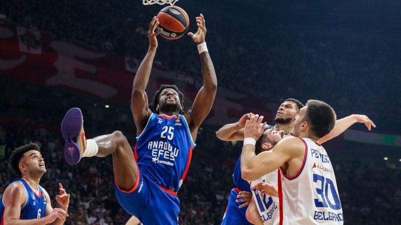 EuroLeague'de Türk takımlarından 2'de 1