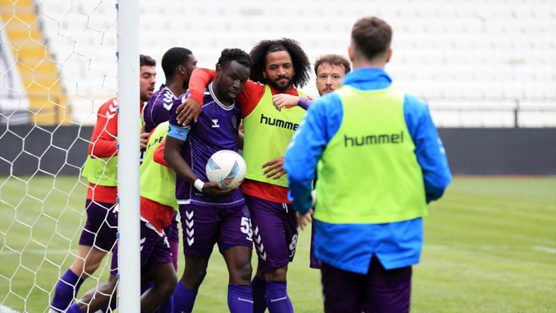 Ankara Keçiörengücü, Manisa FK'yı iki golle geçti