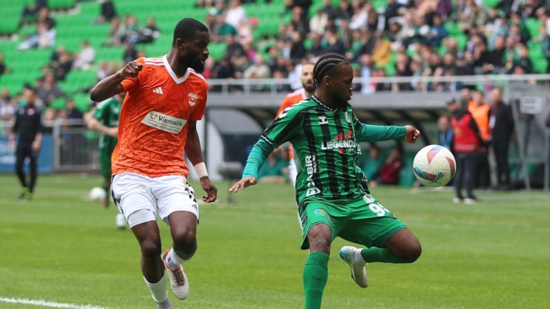 Sakaryaspor, Adanaspor karşısında iki golle güldü