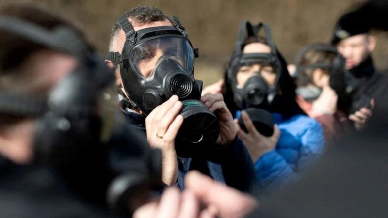 Polonya'da siviller askeri eğitime başladı