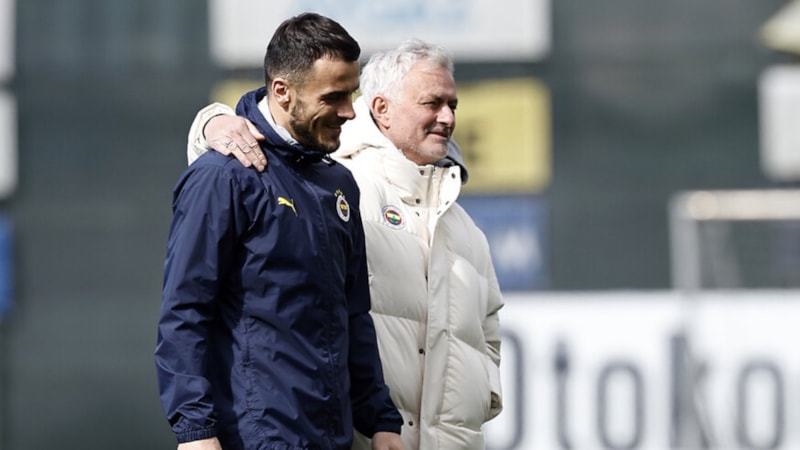 Jose Mourinho'dan Filip Kostic açıklaması