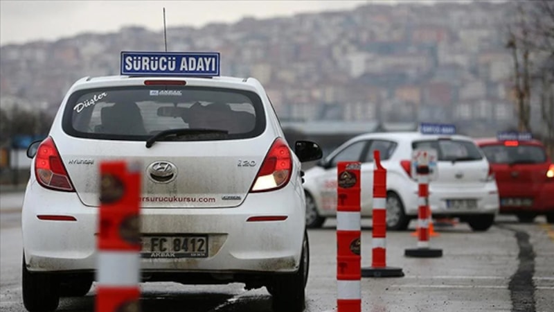 EHLİYET SONUÇLARI 2025 | Direksiyon sınav sonuçları ne zaman açıklanır? MEB e-sınav sonuç öğrenme ekranı